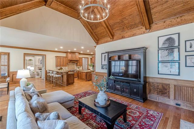 13037 Overlook Pass, Roswell, GA 30075