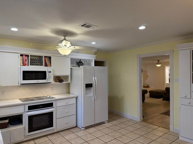 1115 Salem Road, Conway, AR 72034