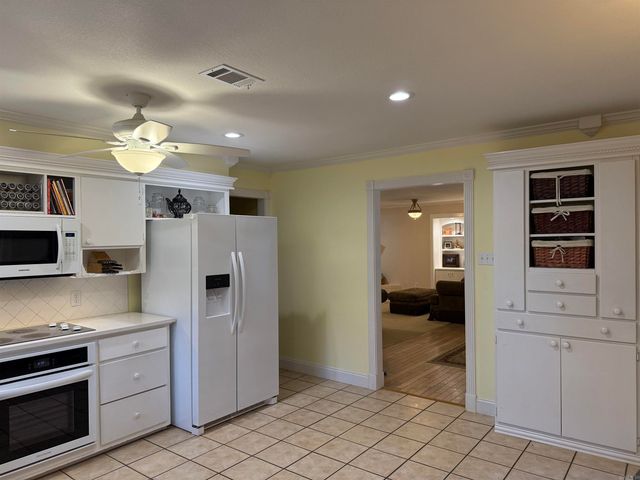 1115 Salem Road, Conway, AR 72034