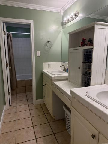 1115 Salem Road, Conway, AR 72034