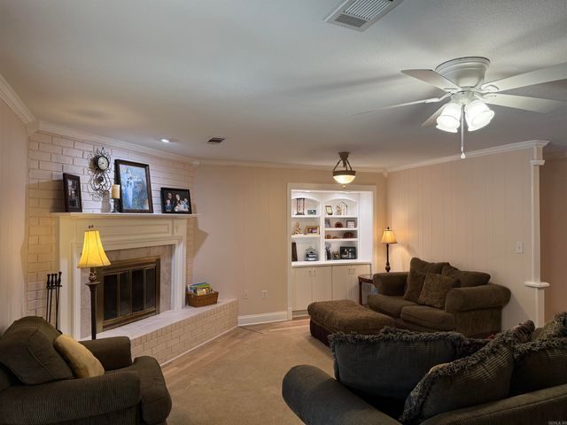 1115 Salem Road, Conway, AR 72034