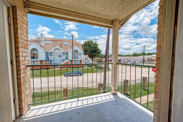 14600 Fonmeadow Drive 107, Houston, TX 77035