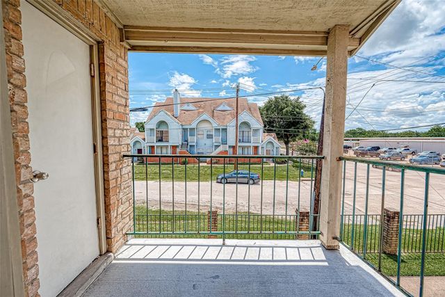 14600 Fonmeadow Drive 107, Houston, TX 77035