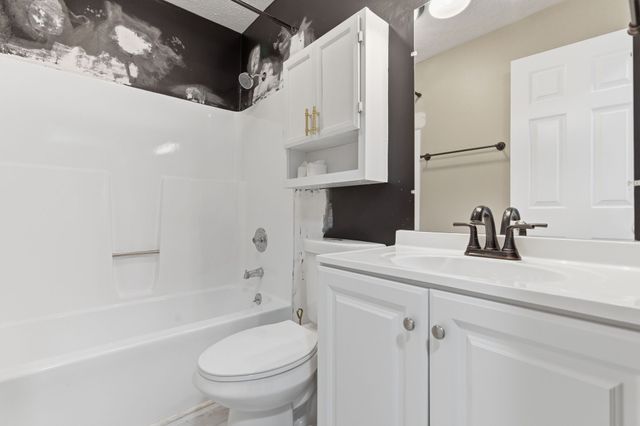 3056 Reelfoot Dr, Nashville, TN 37214