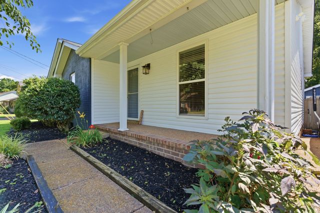 3056 Reelfoot Dr, Nashville, TN 37214