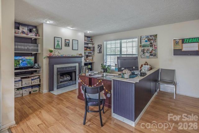 396 New Leicester Highway, Asheville, NC 28806
