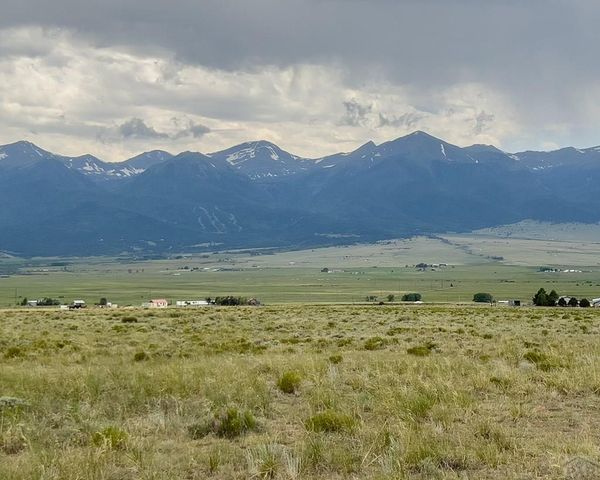 1605 County Rd 243, Westcliffe, CO 81252