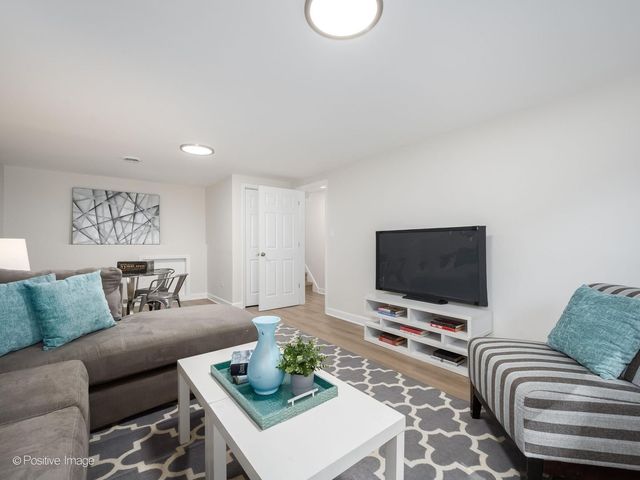 18011 GREENVIEW Terrace, Country Club Hills, IL 60478