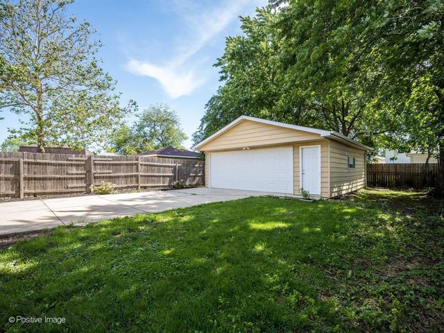 18011 GREENVIEW Terrace, Country Club Hills, IL 60478