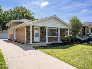 18011 GREENVIEW Terrace, Country Club Hills, IL 60478