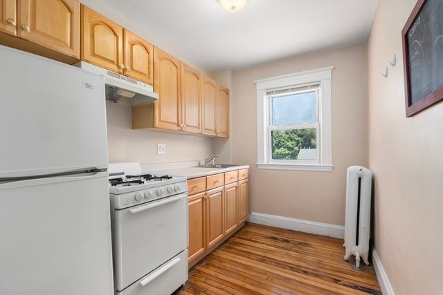 47 Chapel 19, Norwood, MA 02062