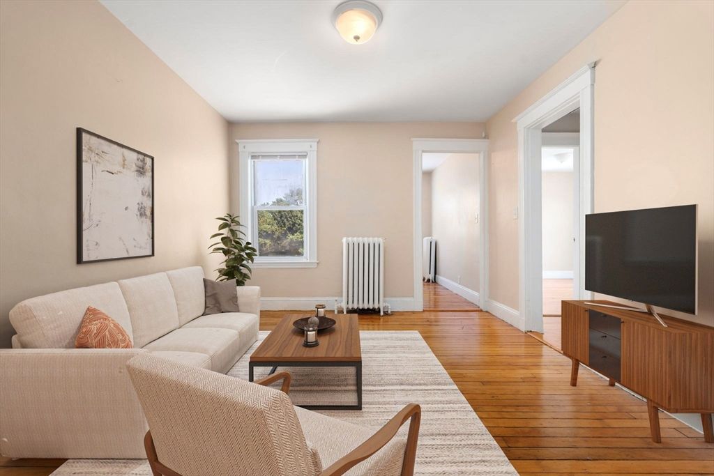 47 Chapel 19, Norwood, MA 02062