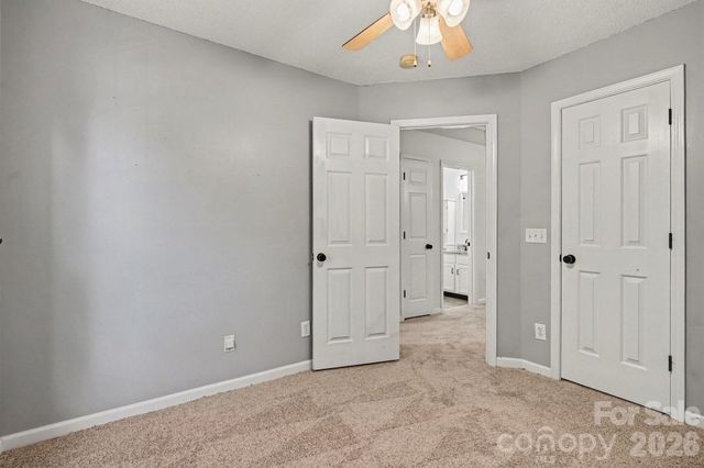 8041 Stoneham Court, Charlotte, NC 28105