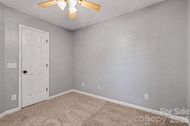 8041 Stoneham Court, Charlotte, NC 28105