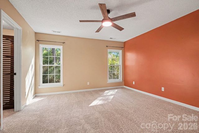 8041 Stoneham Court, Charlotte, NC 28105