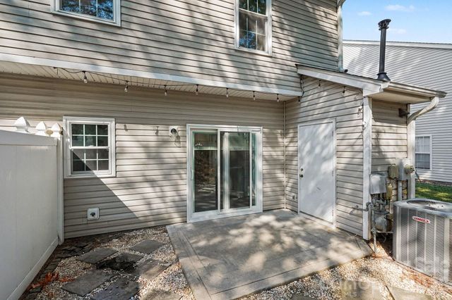 8041 Stoneham Court, Charlotte, NC 28105