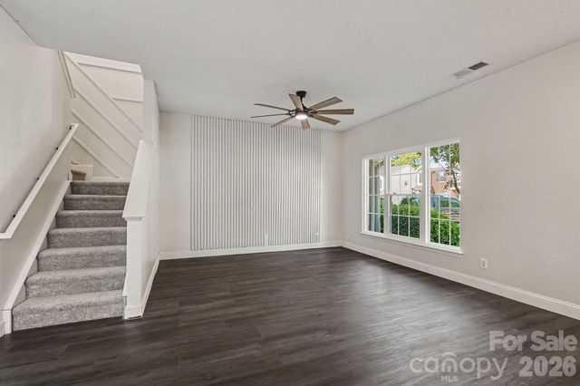 8041 Stoneham Court, Charlotte, NC 28105