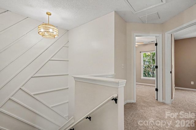 8041 Stoneham Court, Charlotte, NC 28105