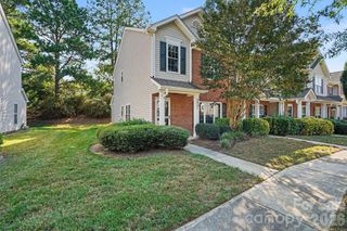 8041 Stoneham Court, Charlotte, NC 28105