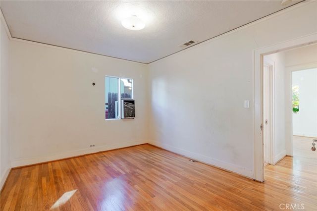 1221 Wesley Avenue, Pasadena, CA 91104