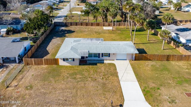 123 W Ocean Avenue, Edgewater, FL 32132