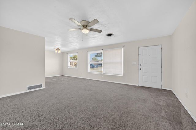 123 W Ocean Avenue, Edgewater, FL 32132