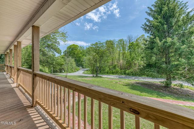 16905 Kingsport Highway, Fall Branch, TN 37656