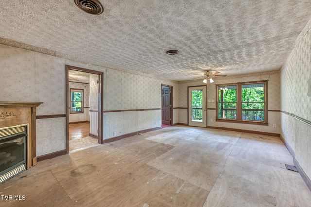 16905 Kingsport Highway, Fall Branch, TN 37656