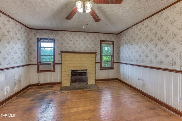 16905 Kingsport Highway, Fall Branch, TN 37656