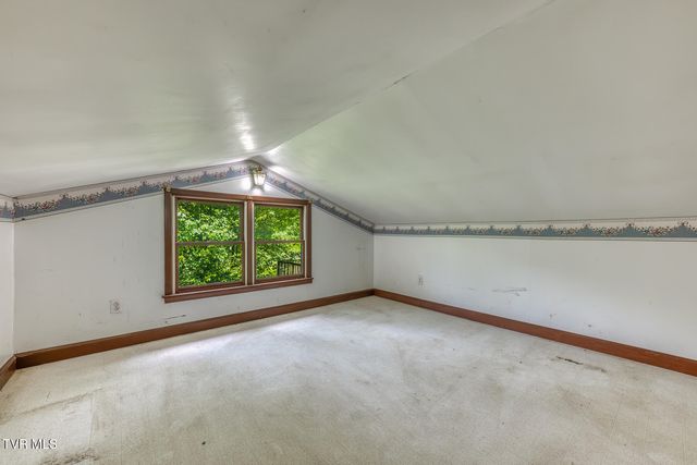 16905 Kingsport Highway, Fall Branch, TN 37656