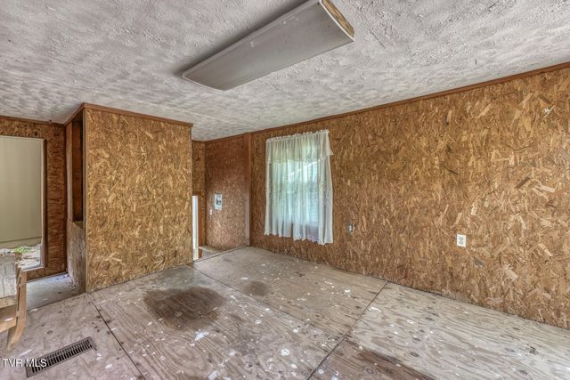16905 Kingsport Highway, Fall Branch, TN 37656
