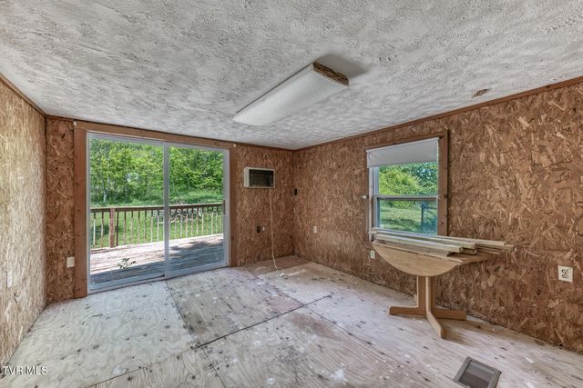 16905 Kingsport Highway, Fall Branch, TN 37656