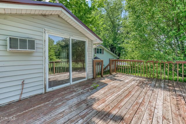 16905 Kingsport Highway, Fall Branch, TN 37656