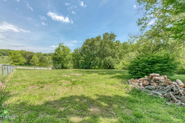 16905 Kingsport Highway, Fall Branch, TN 37656