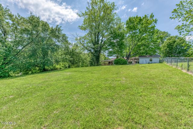 16905 Kingsport Highway, Fall Branch, TN 37656