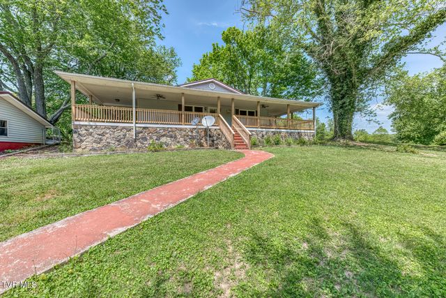 16905 Kingsport Highway, Fall Branch, TN 37656