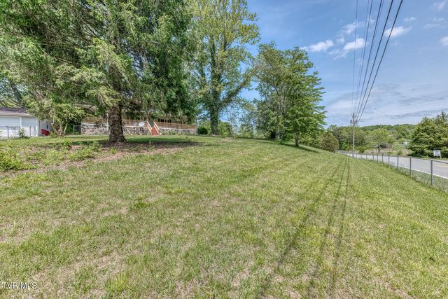 16905 Kingsport Highway, Fall Branch, TN 37656