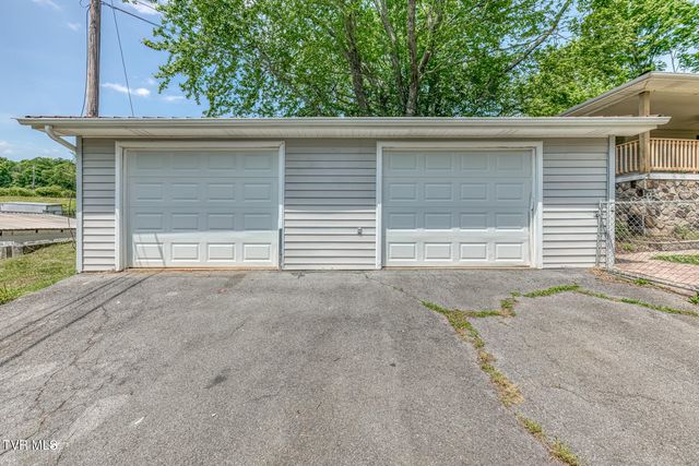 16905 Kingsport Highway, Fall Branch, TN 37656