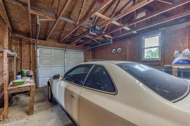 16905 Kingsport Highway, Fall Branch, TN 37656