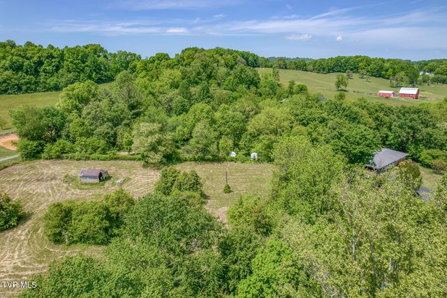 16905 Kingsport Highway, Fall Branch, TN 37656