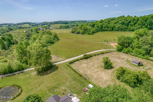 16905 Kingsport Highway, Fall Branch, TN 37656