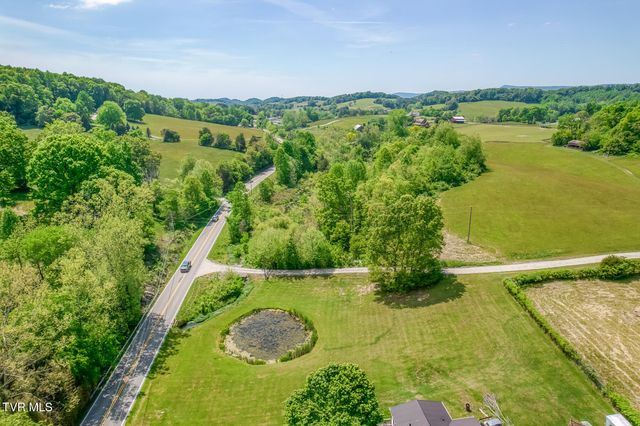 16905 Kingsport Highway, Fall Branch, TN 37656