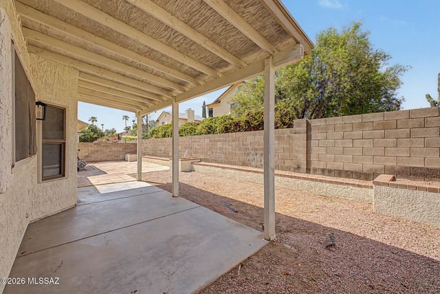 2690 W Camino Del Venegas, Tucson, AZ 85742