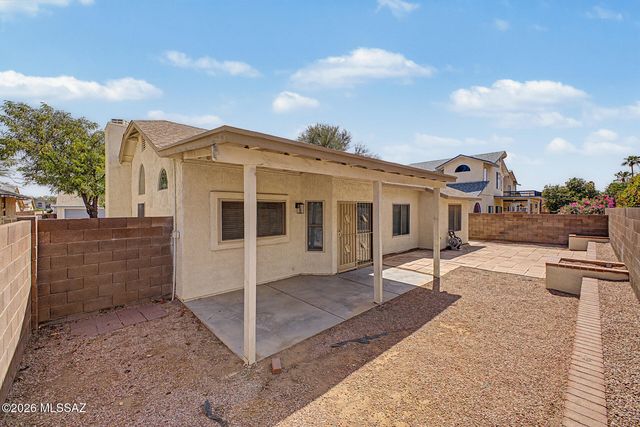 2690 W Camino Del Venegas, Tucson, AZ 85742