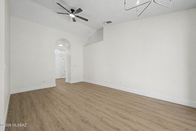 2690 W Camino Del Venegas, Tucson, AZ 85742