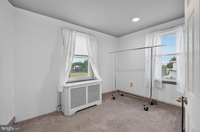 500 URBAN AVE, Glenolden, PA 19036