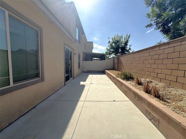 1014 W Buttercup, Rialto, CA 92376
