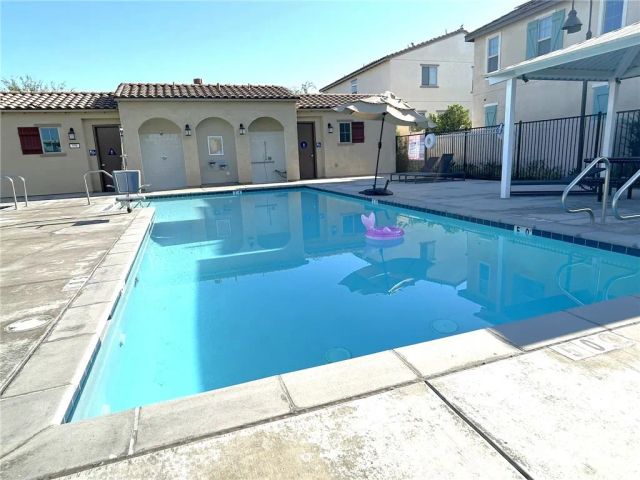 1014 W Buttercup, Rialto, CA 92376
