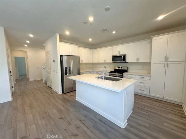 1014 W Buttercup, Rialto, CA 92376