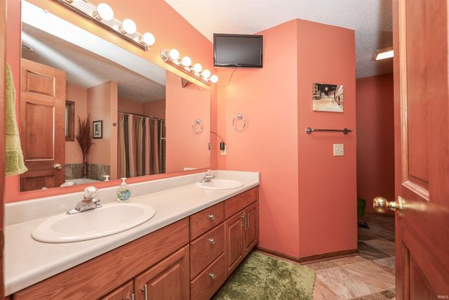 3006 Cumberland Way, Huntington, IN 46750